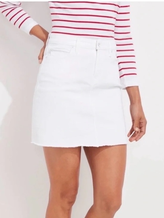 Vineyard Vines Dresses & Skirts - Vineyard Vines White Denim Mini Skirt Size 10